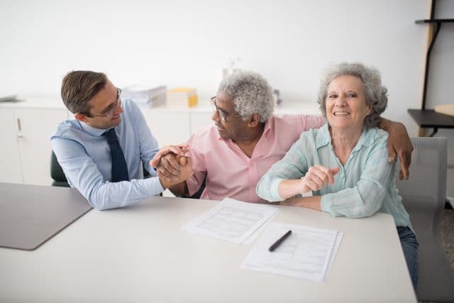 Souscrire une assurance vie permet de protéger ses proches
