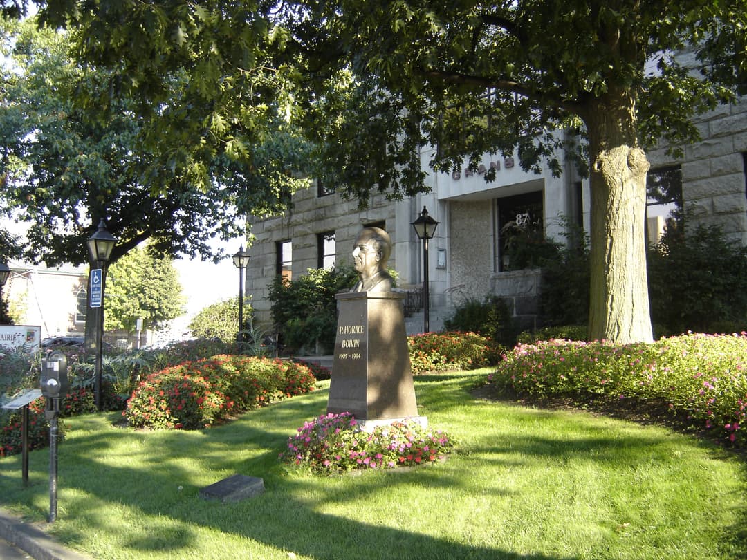 Statute Horace Boivin Granby