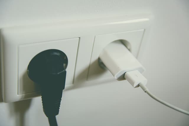 Un branchement électrique dans une maison