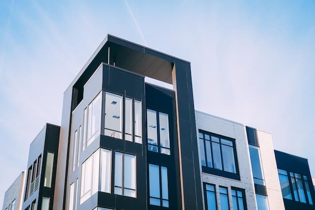 Immeuble à condos neuf