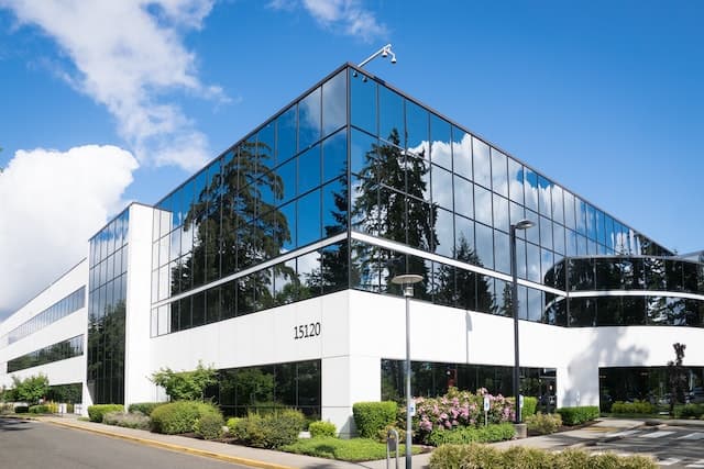 Immeuble commercial financer grâce à un courtier hypothécaire commercial
