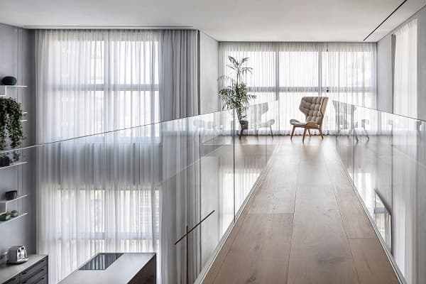 Maison en briques de verre 1