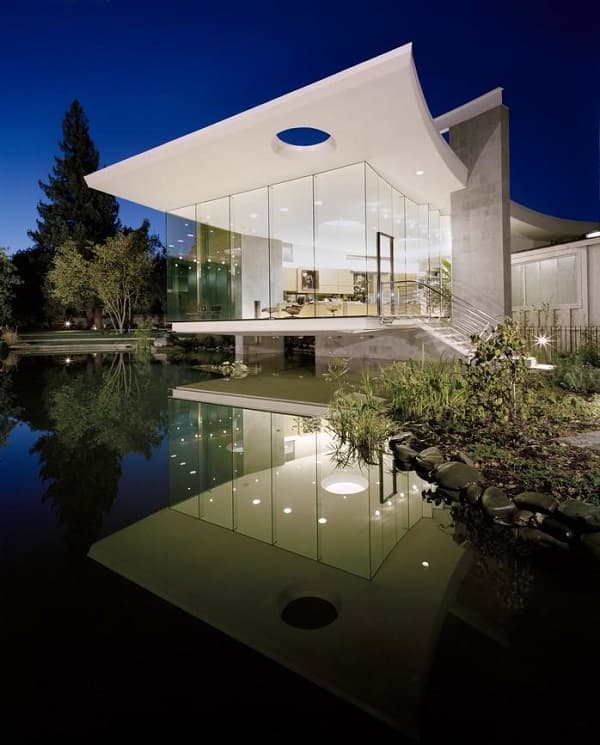 Studio de luxe en verre 1