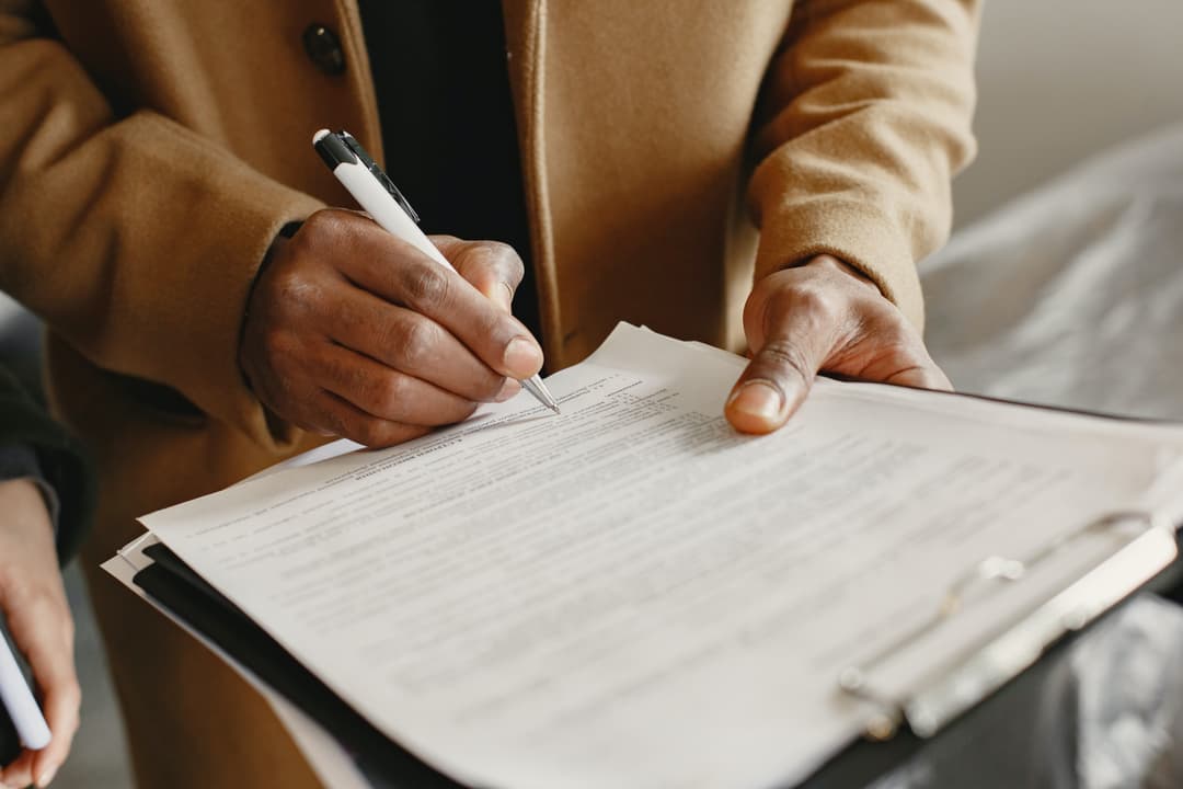 Signature d'un contrat d'assurance habitation personnelle