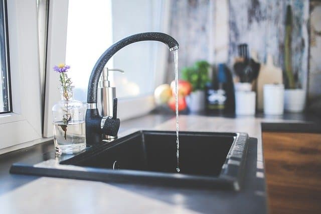 Un nouveau robinet pour rénover sa cuisine