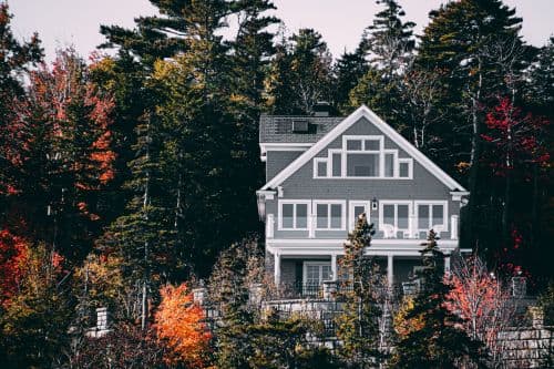 Second home : gray house to sell