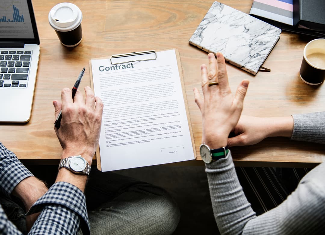 Contrat de vente : le rôle du notaire