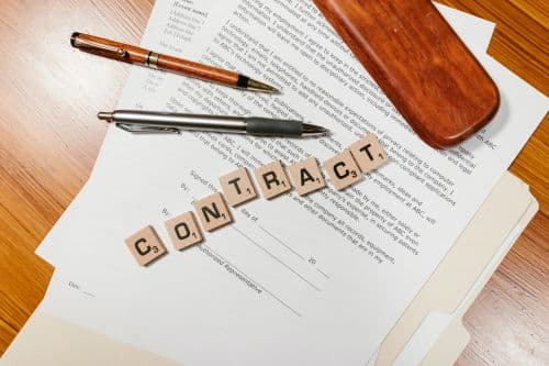 The notary produces and publishes official documents