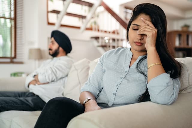 Si les époux ne s’entendent pas, le divorce doit se faire devant procès