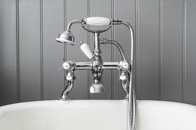 Remplacer les composantes usées des robinets et pommeaux de douche