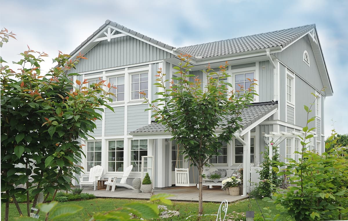 Maison de campagne grise